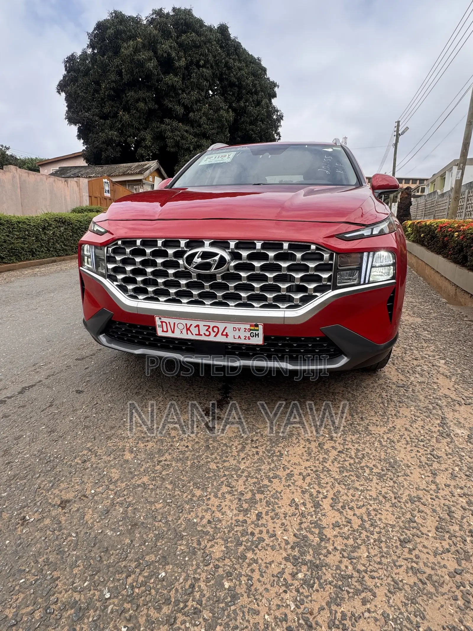 Hyundai Santa Fe SE (4 styles) 2022 Red