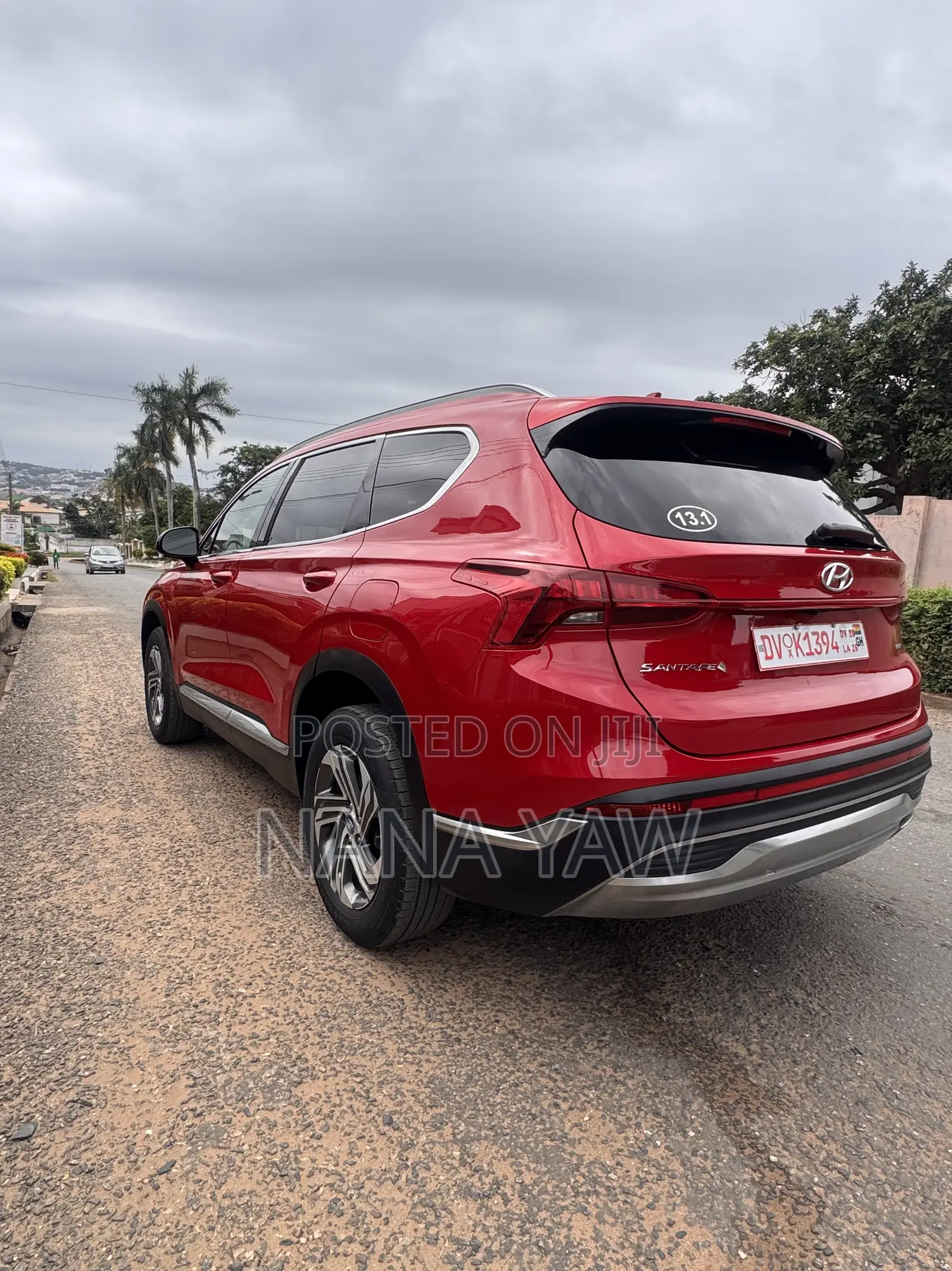 Hyundai Santa Fe SE (4 styles) 2022 Red
