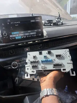 Honda CRV OEM Tape / Stereo 2023-2026