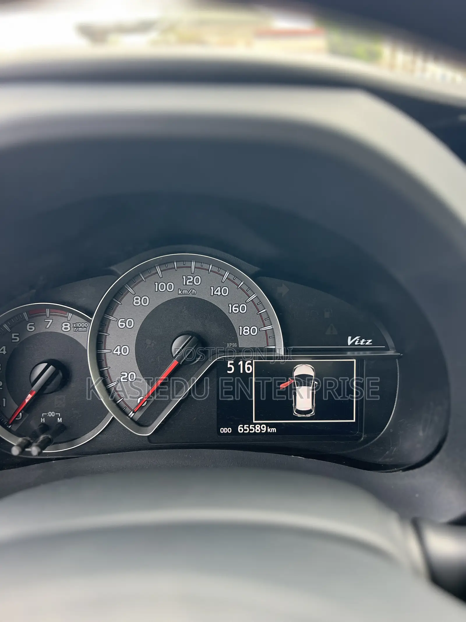 Toyota Vitz 1.3 AWD 3dr 2017 Silver