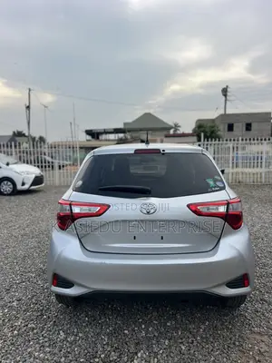 Toyota Vitz 1.3 AWD 3dr 2017 Silver