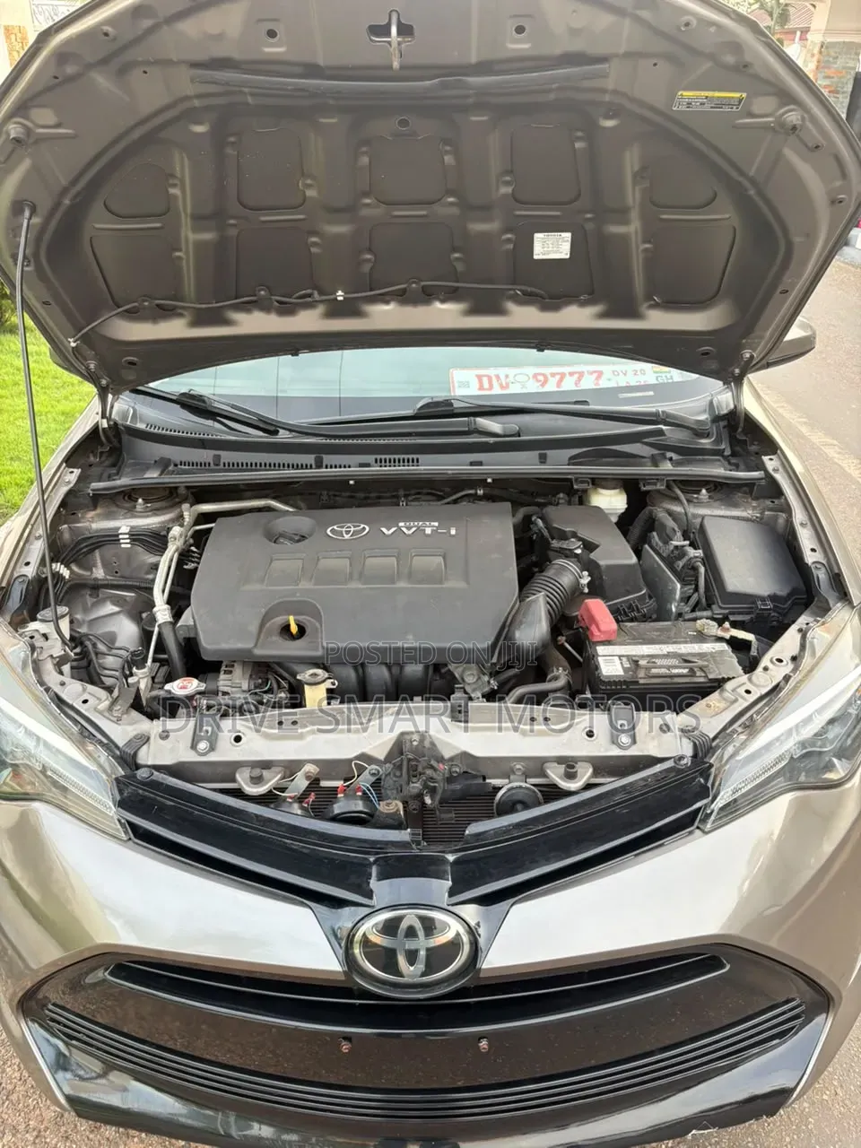 Toyota Corolla 2017 Brown