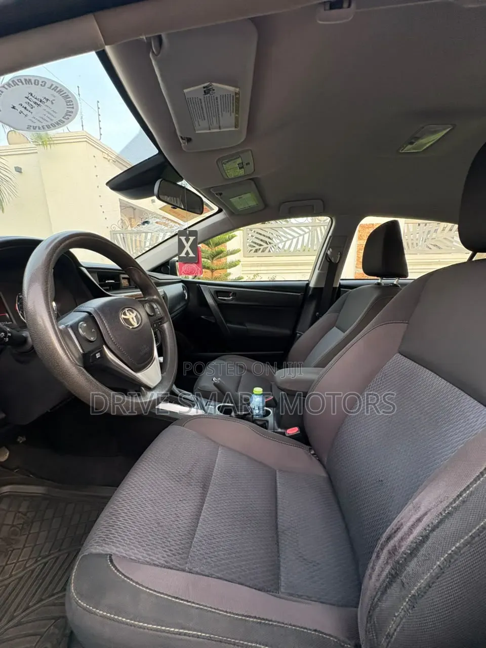 Toyota Corolla 2017 Brown