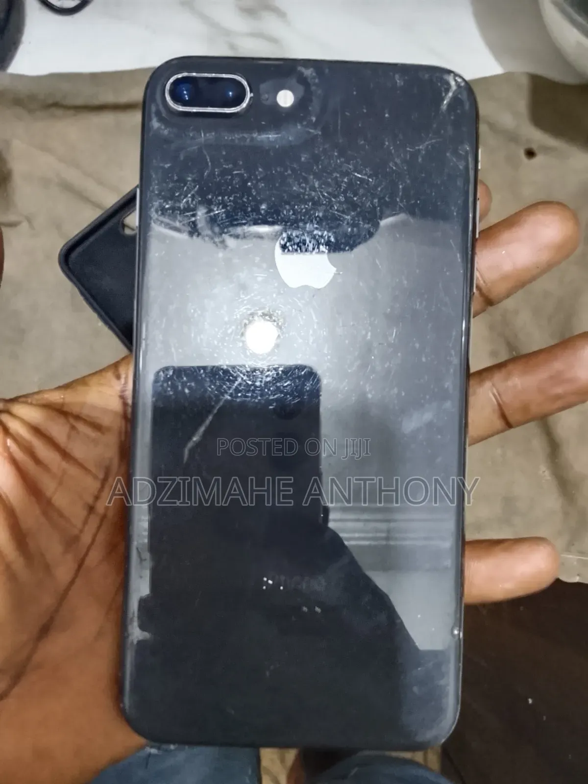 Apple iPhone 8 Plus 64 GB Black