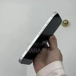 Apple iPhone 16 128 GB White