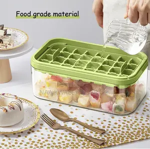 Ice Cubes Maker