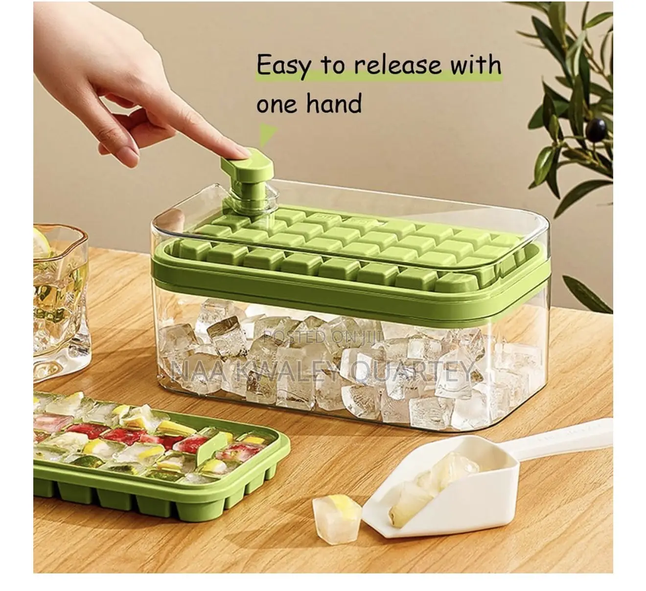 Ice Cubes Maker