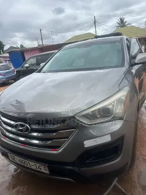 Hyundai Santa Fe 2013 Gray