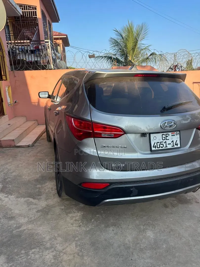 Hyundai Santa Fe 2013 Gray