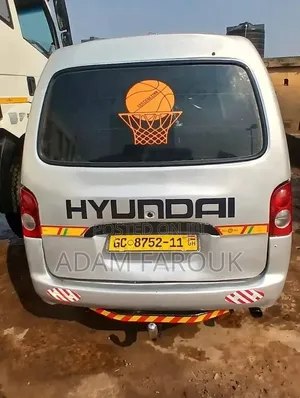 Hyundai H-100 1996 Silver