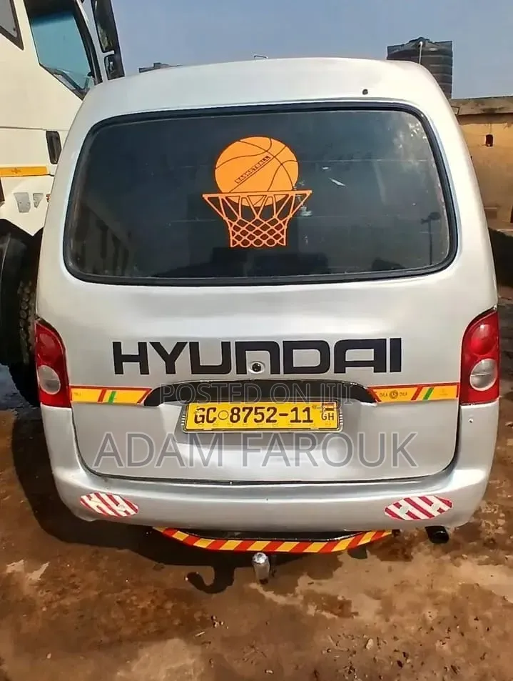 Hyundai H-100 1996 Silver