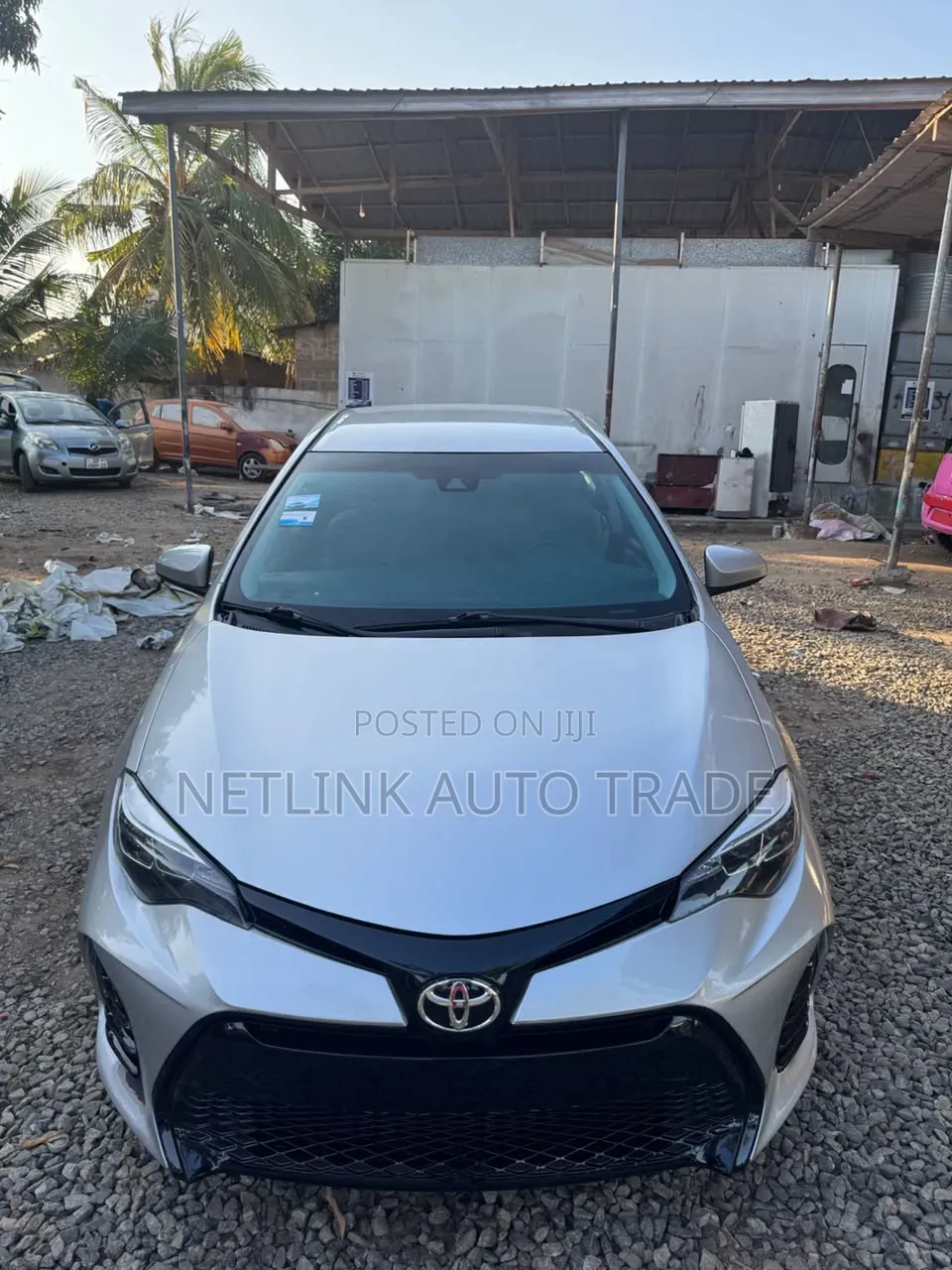 Toyota Corolla 2017 Silver