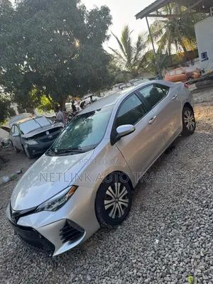 Toyota Corolla 2017 Silver