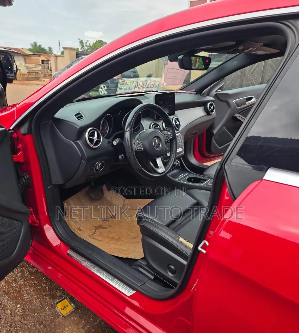 Mercedes-Benz GLA-Class 2017 Red