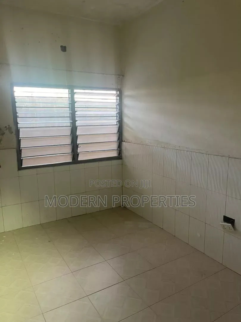 1bdrm Apartment in Modern Properties, New Town for rent