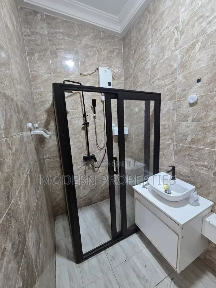 2bdrm Apartment in Modern Properties, New Town for rent