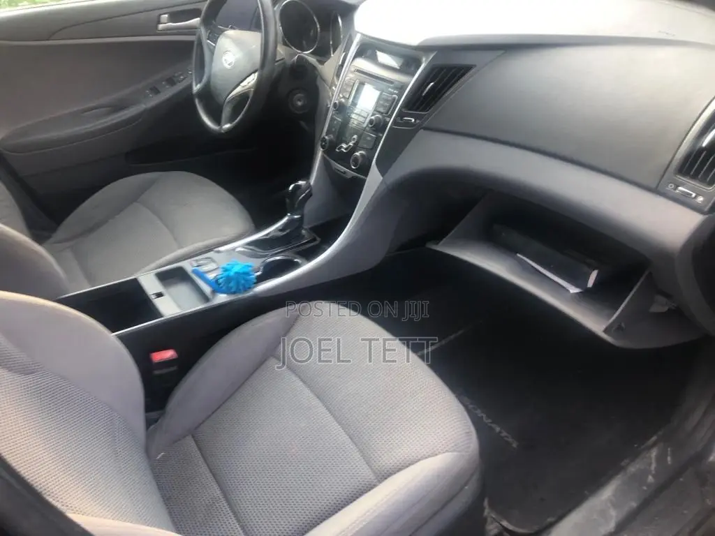 Hyundai Sonata 2011 Black