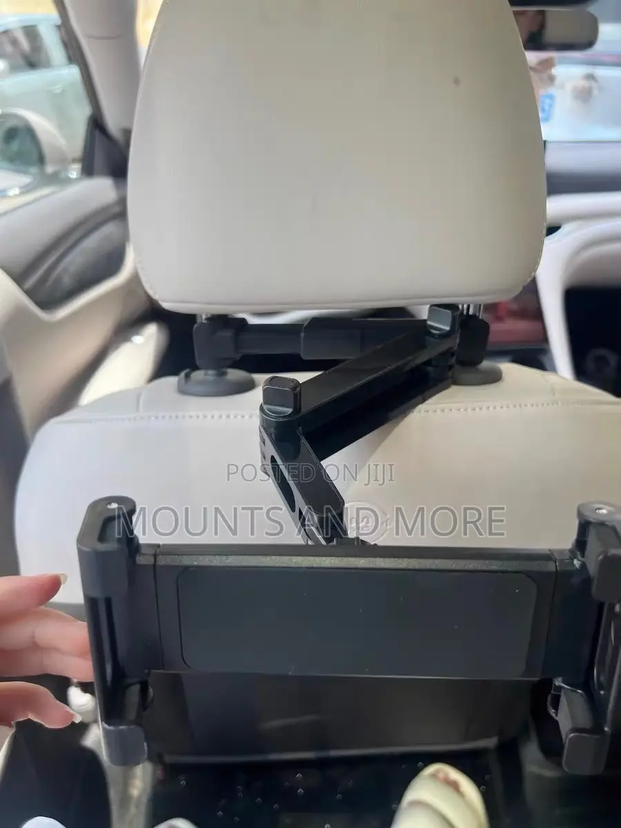 Backseat Tablet/Smartphone Headrest.