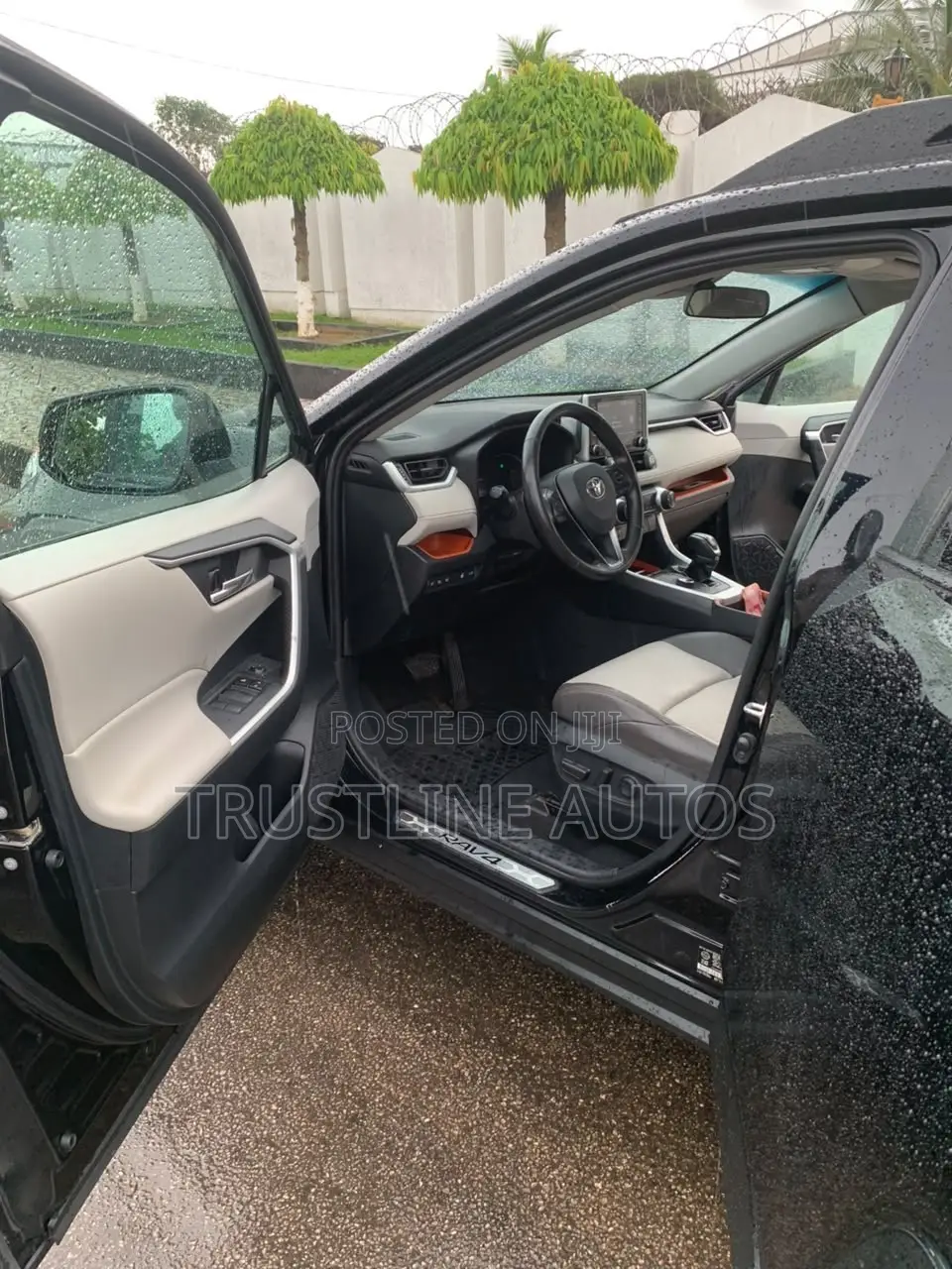 Toyota RAV4 Adventure 2019 Black