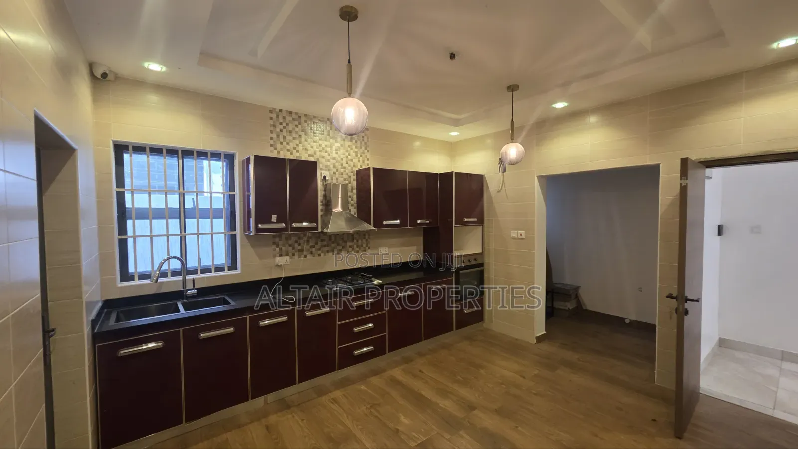 4bdrm House in Ogbojo, Accra Metropolitan for sale