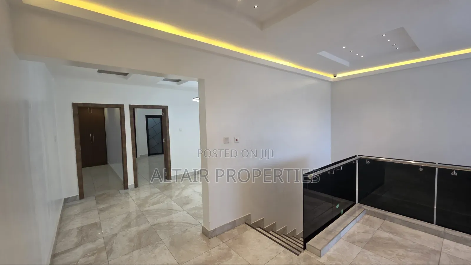 4bdrm House in Ogbojo, Accra Metropolitan for sale