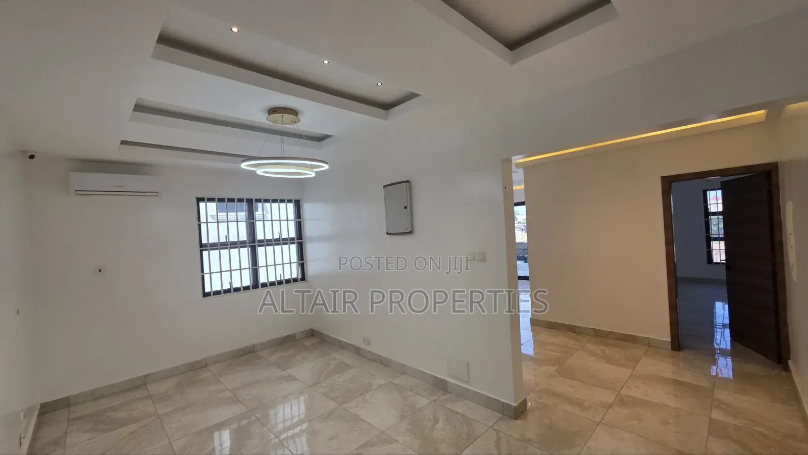 4bdrm House in Ogbojo, Accra Metropolitan for sale
