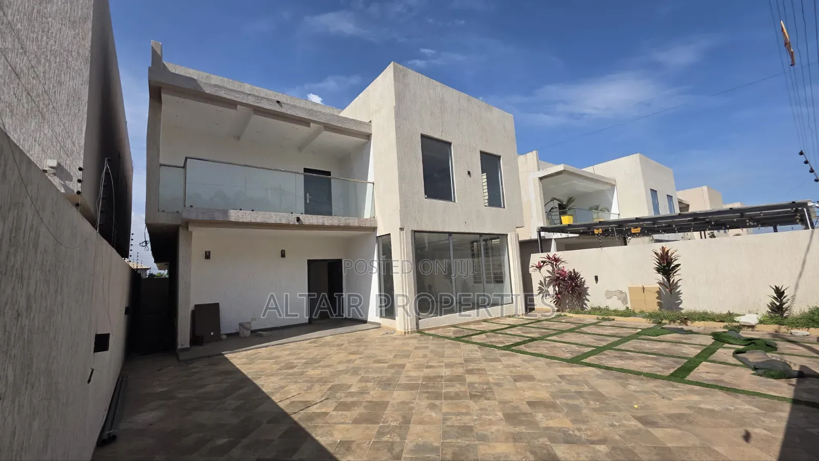 4bdrm House in East Legon Ogbojo, Accra Metropolitan for sale