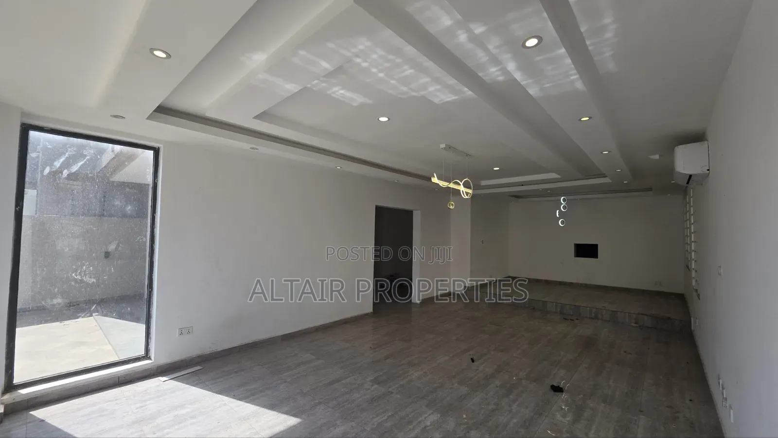4bdrm House in East Legon Ogbojo, Accra Metropolitan for sale