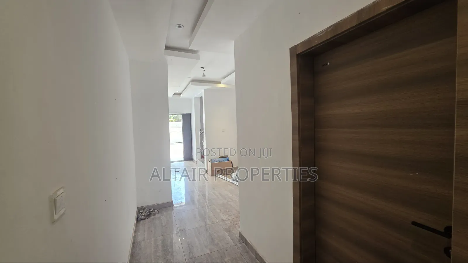 4bdrm House in East Legon Ogbojo, Accra Metropolitan for sale