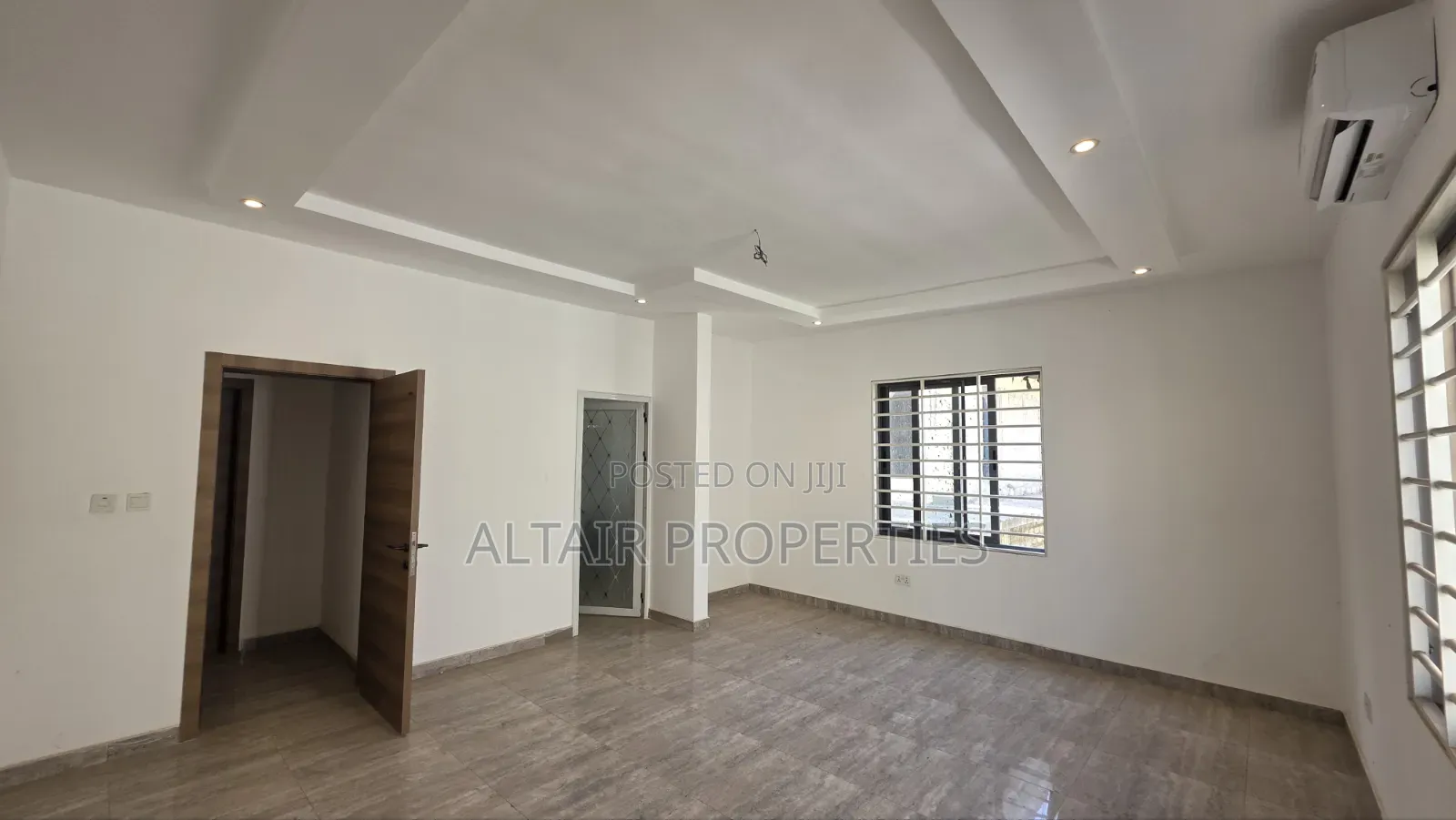 4bdrm House in East Legon Ogbojo, Accra Metropolitan for sale