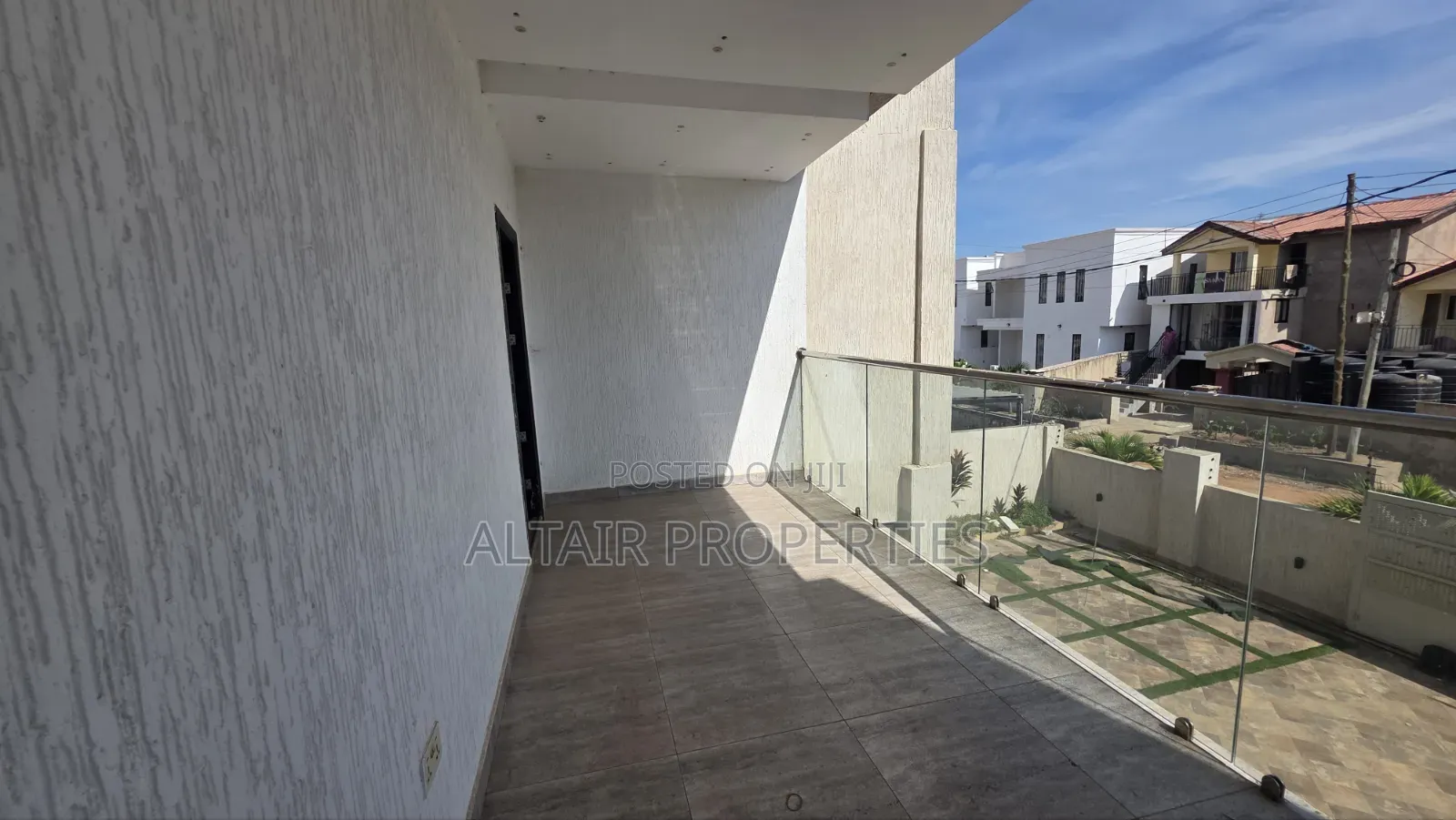 4bdrm House in East Legon Ogbojo, Accra Metropolitan for sale