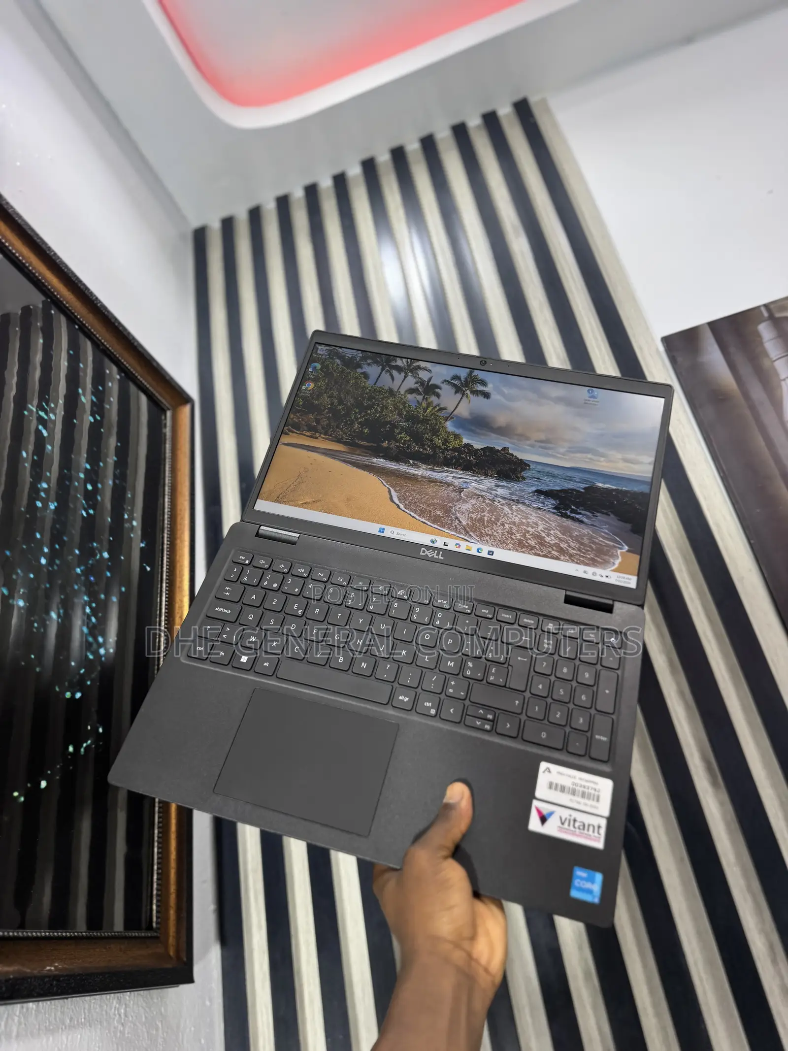 Laptop Dell Latitude 3520 8GB Intel Core i3 SSD 256GB