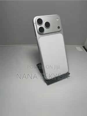 New Apple iPhone 17 Pro Max 256 GB Silver