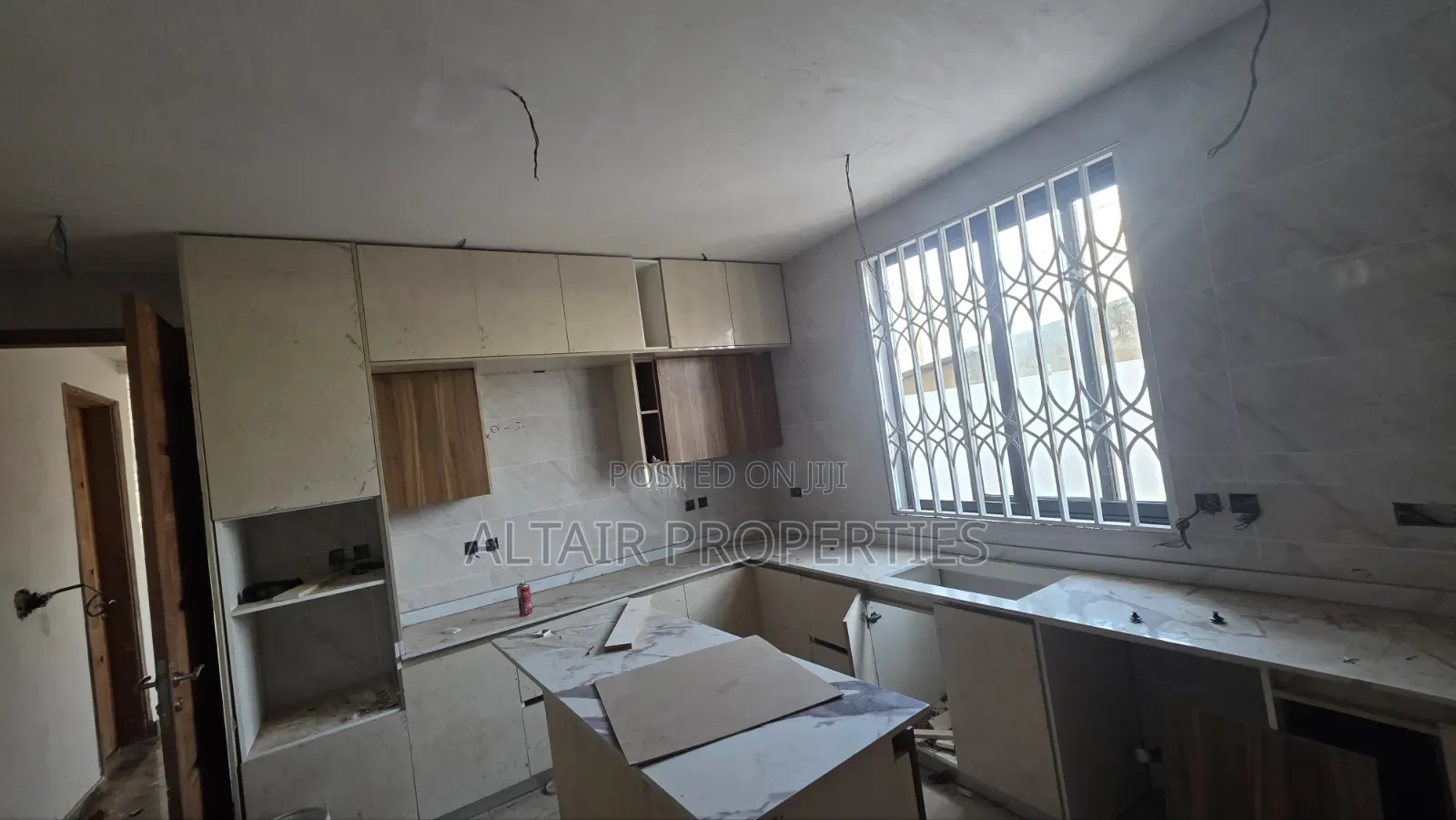 4bdrm House in Accra Metropolitan for sale