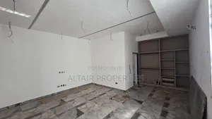 4bdrm House in Accra Metropolitan for sale
