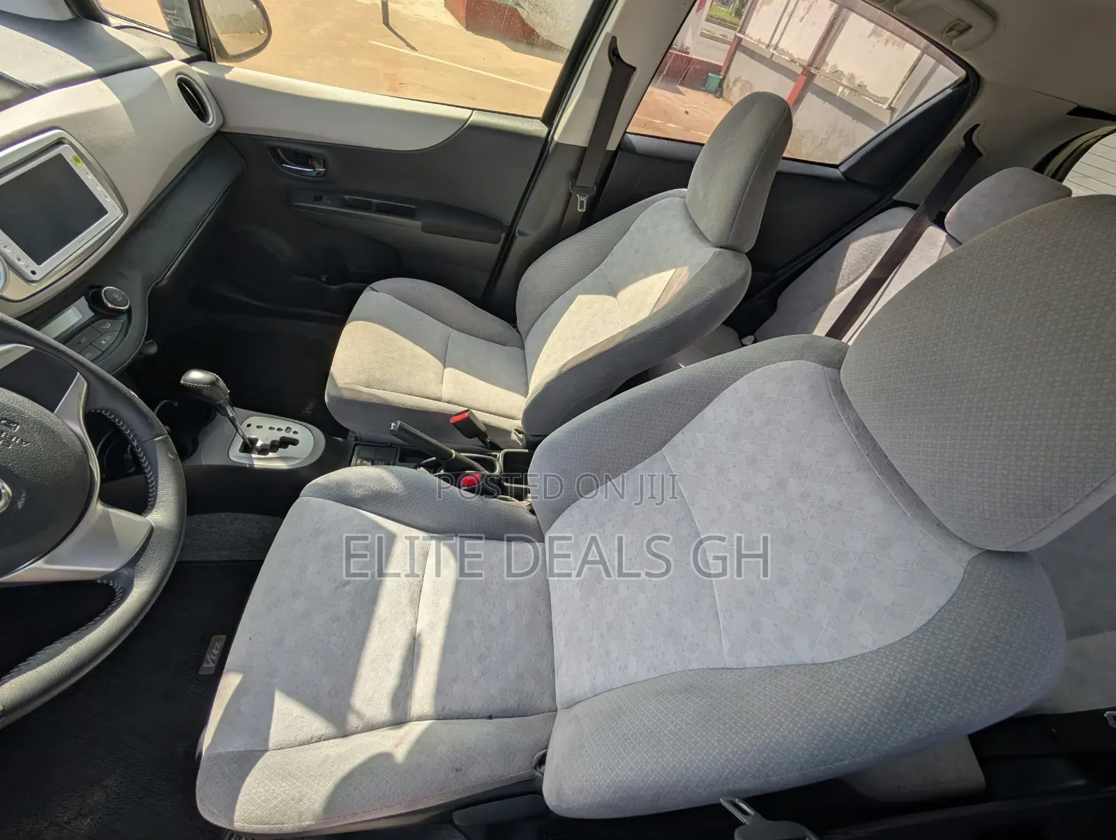 Toyota Vitz 2013 Black