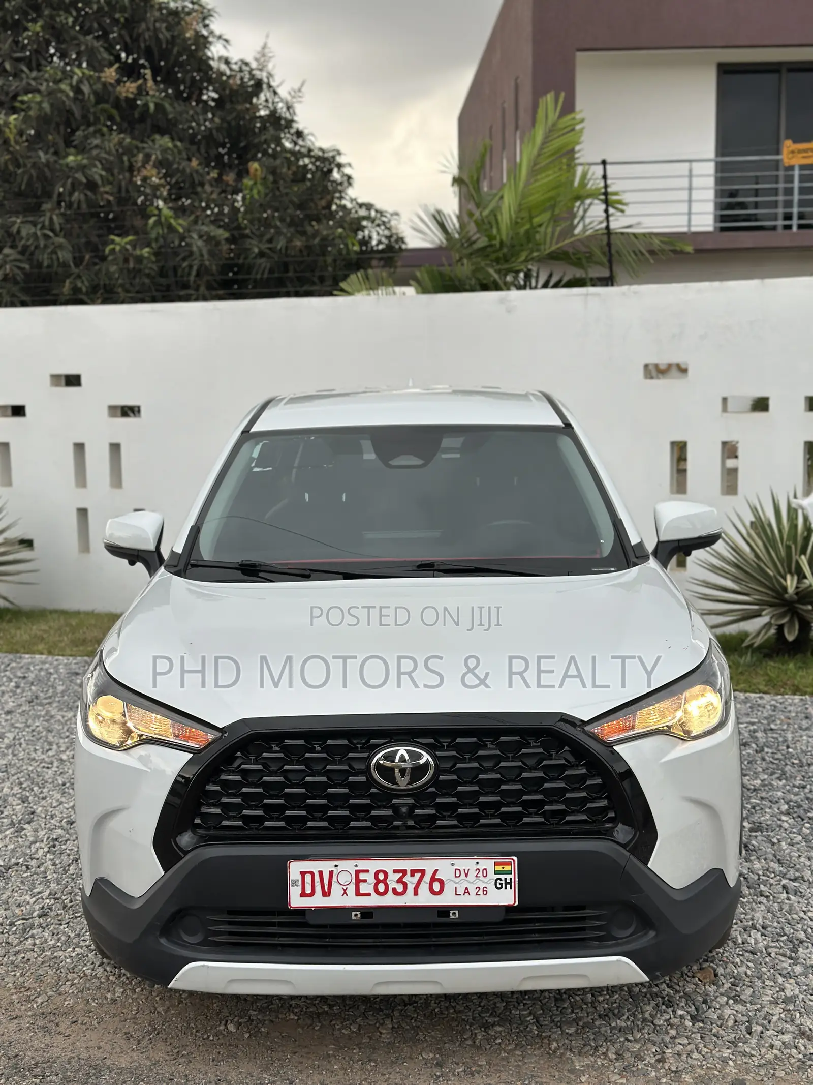 New Toyota Corolla Cross XLE AWD 2023 White