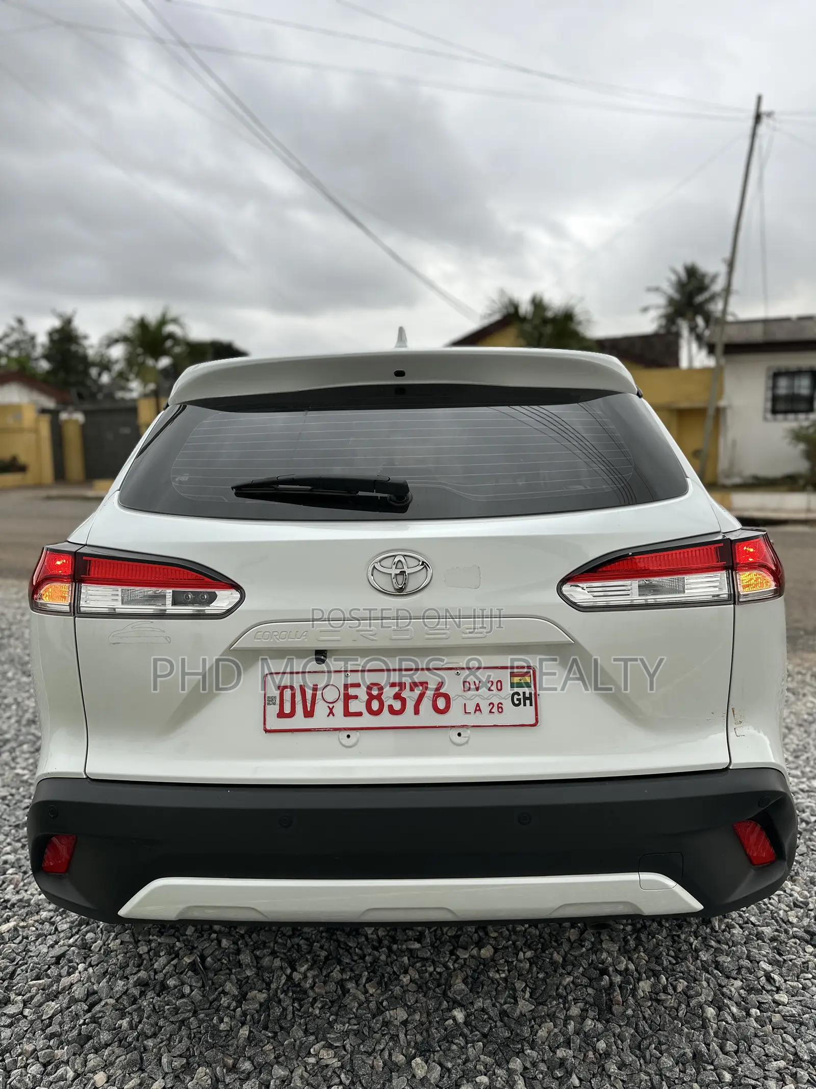 New Toyota Corolla Cross XLE AWD 2023 White