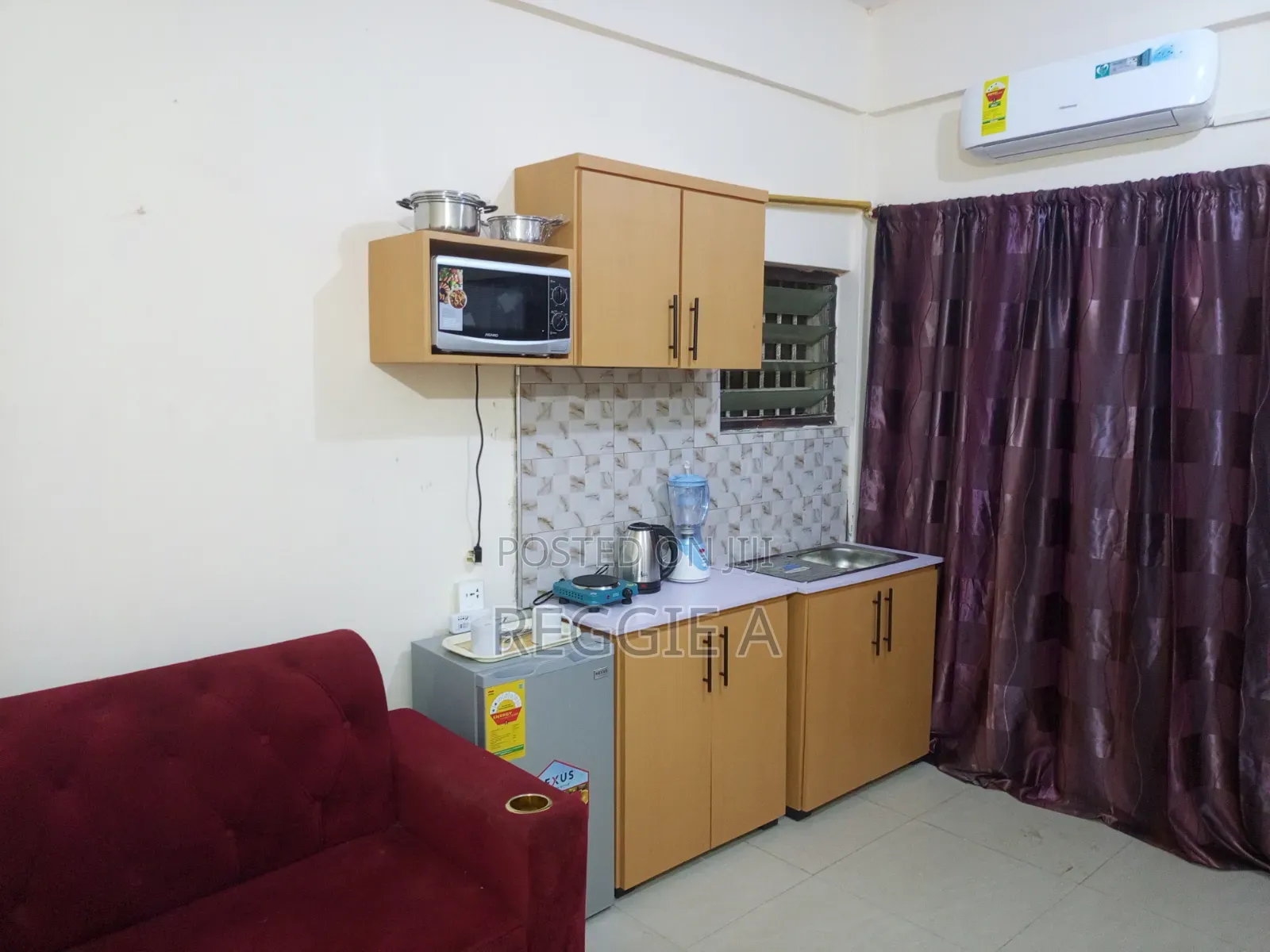 ¢180 - One Bedroom Fully Furnished Studio Ensuite Apartment