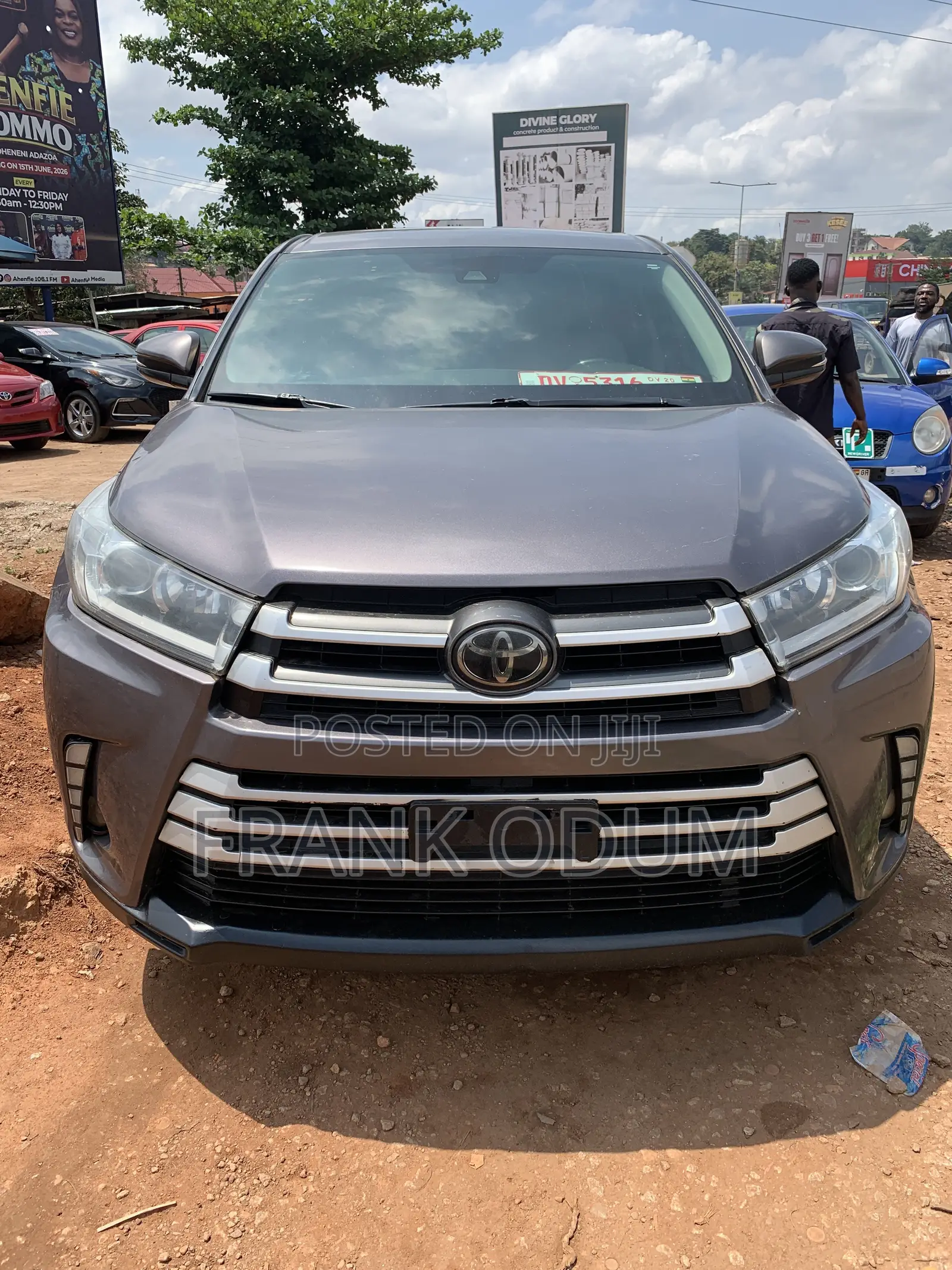 Toyota Highlander LE 4x2 (2.7L 4cyl 6A) 2017