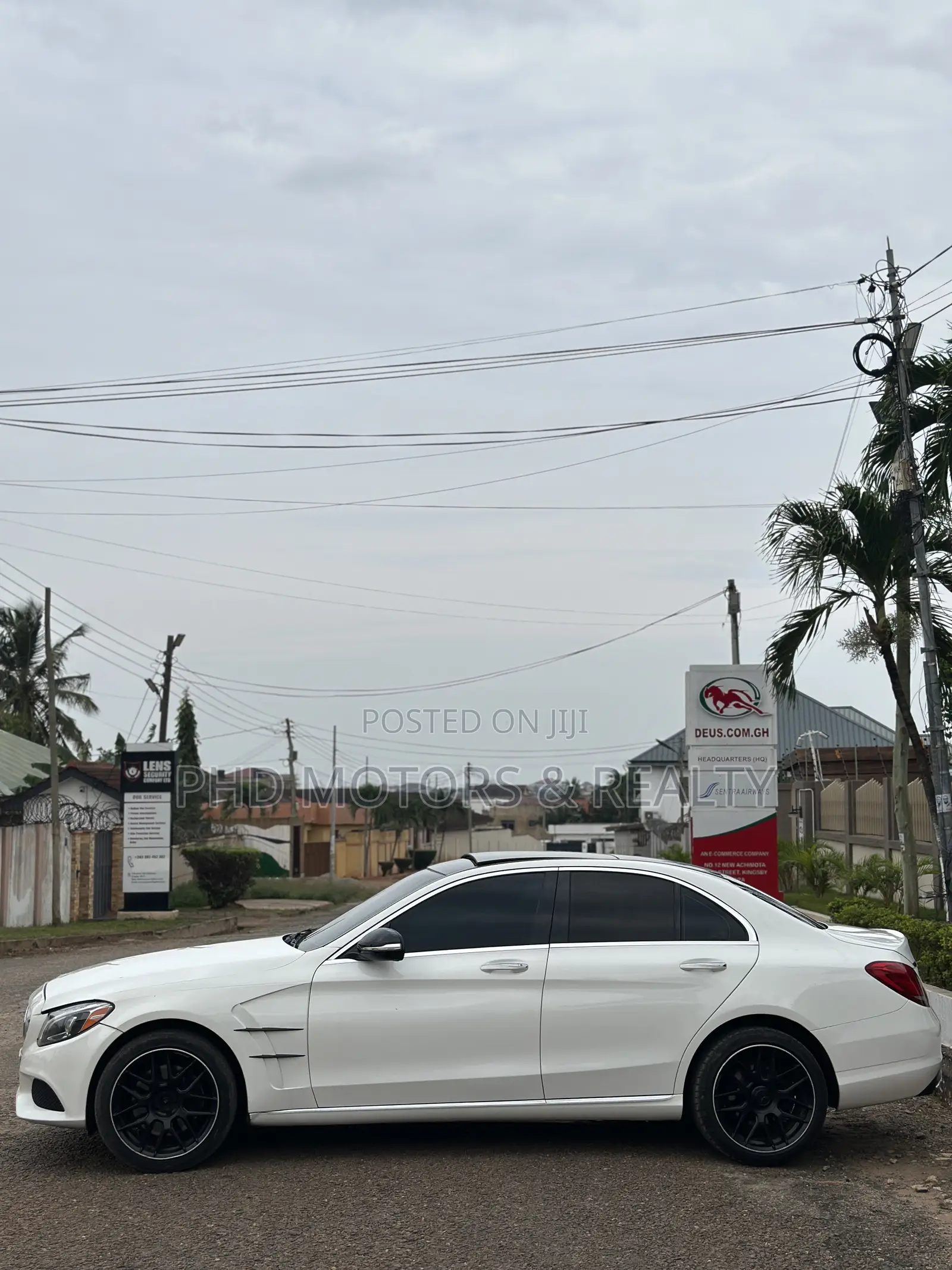 Mercedes-Benz C300 Luxury 4Matic Sedan AWD (2.0L 4cyl 7A) 2016 White