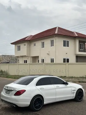 Mercedes-Benz C300 Luxury 4Matic Sedan AWD (2.0L 4cyl 7A) 2016 White