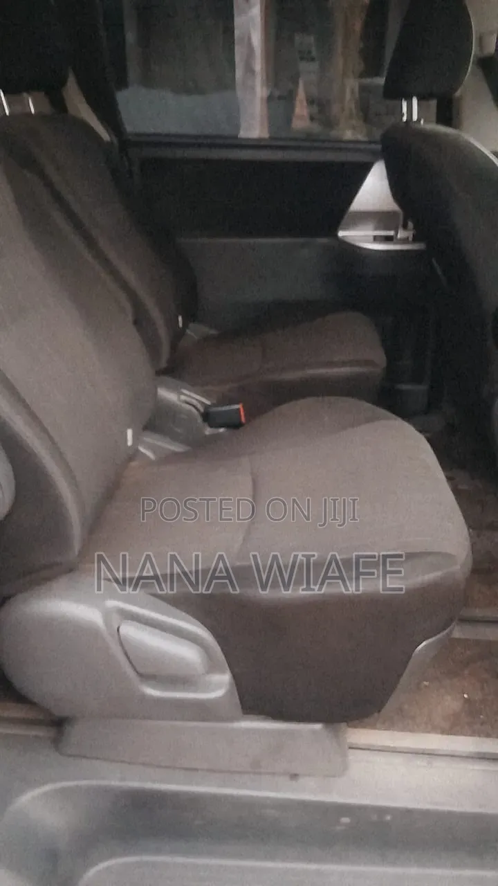 Toyota Noah 2014 Black