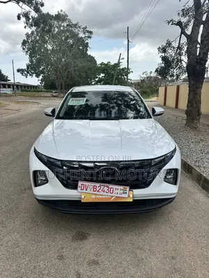 Hyundai Tucson SE 2022 White