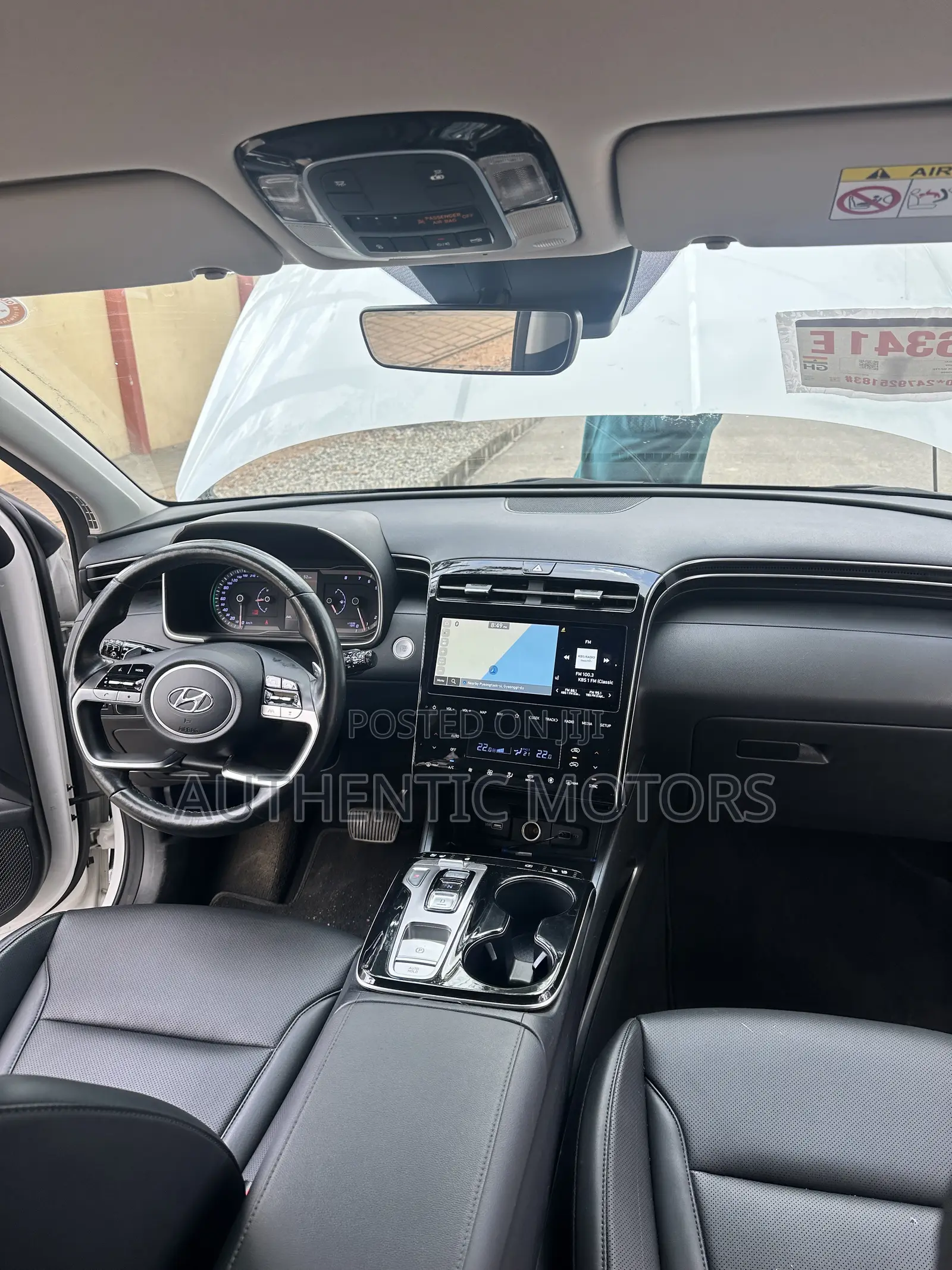 Hyundai Tucson SE 2022 White