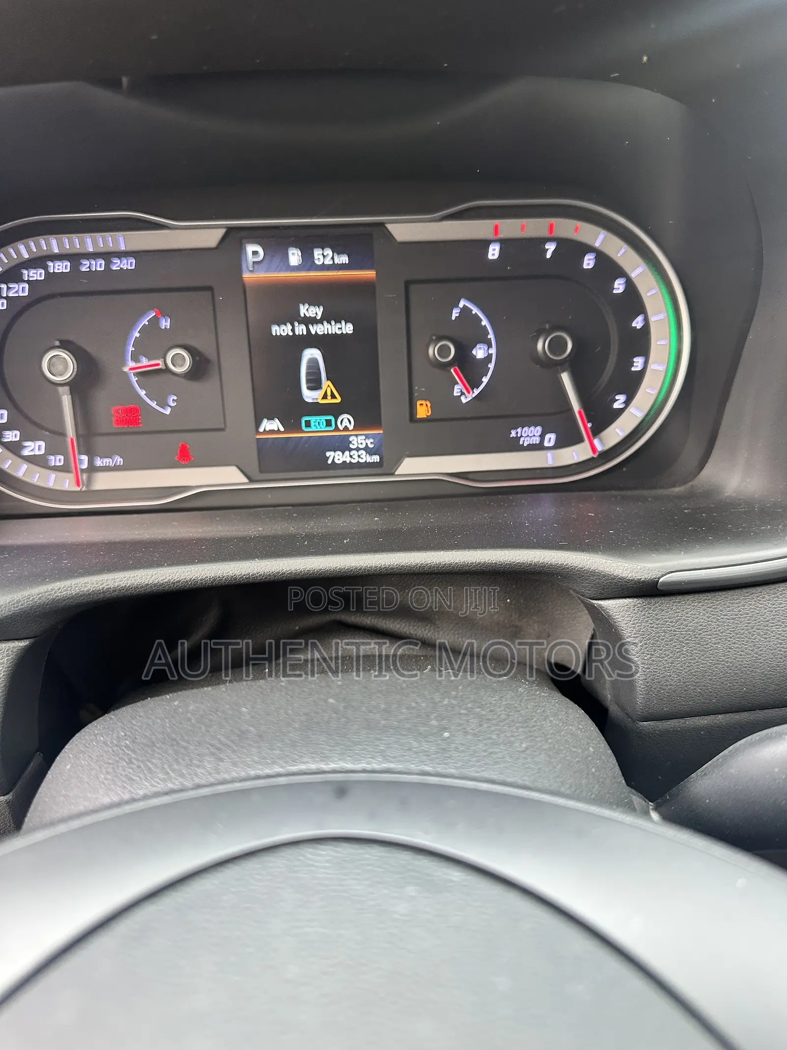 Hyundai Tucson SE 2022 White