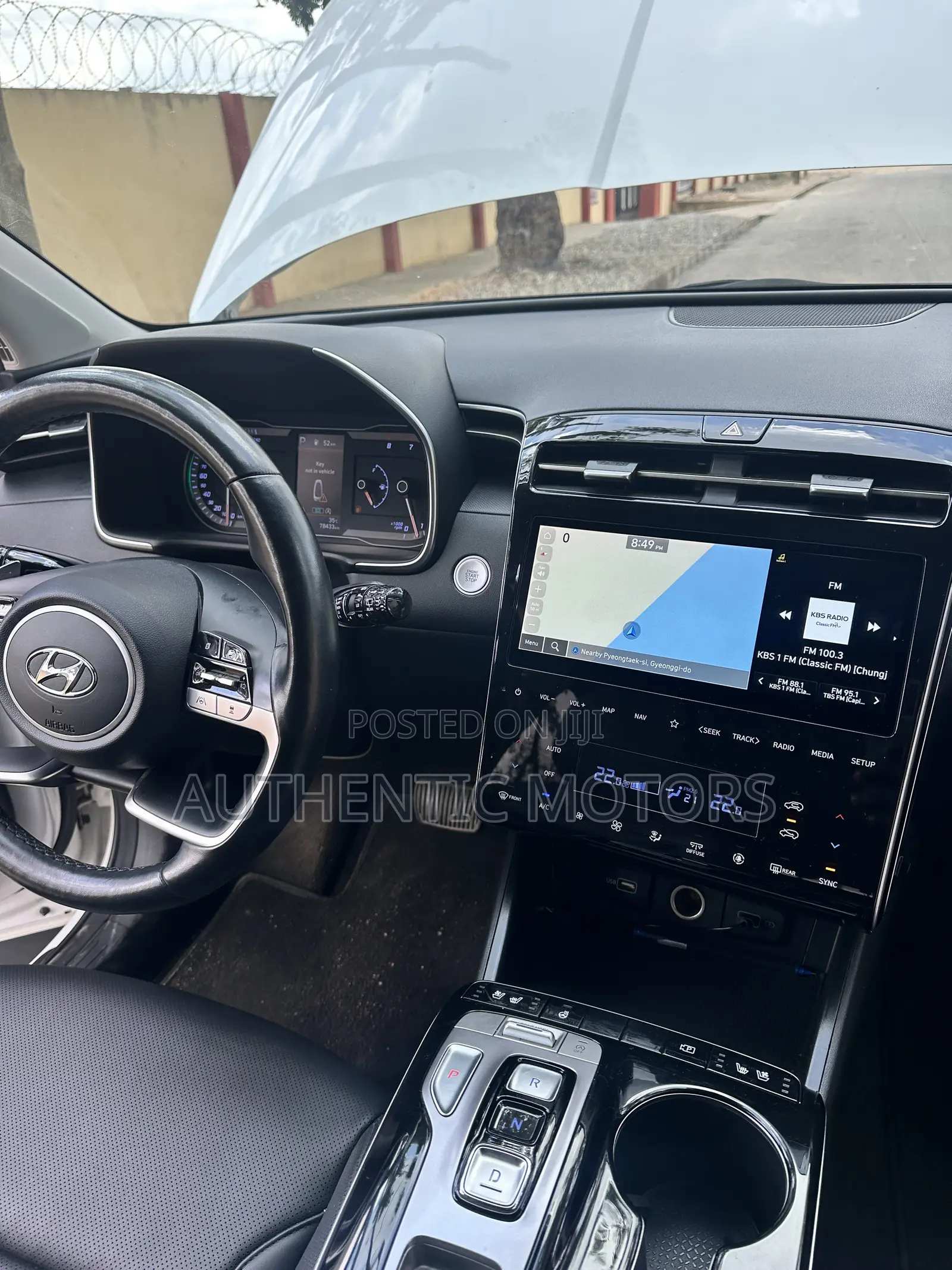 Hyundai Tucson SE 2022 White