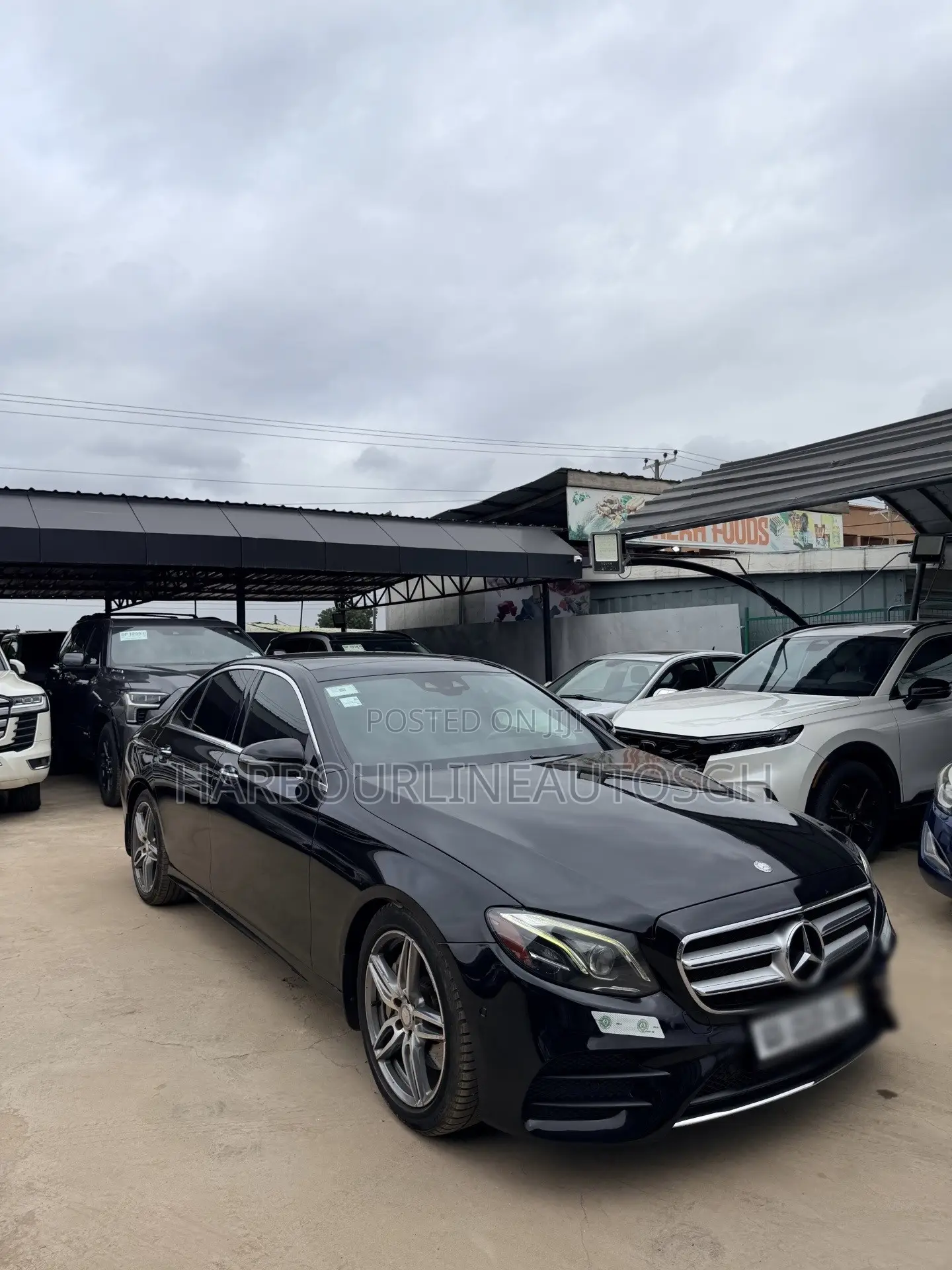 Mercedes-Benz E300 4Matic AWD Sedan (2.0L 4cyl 9A) 2017 Black