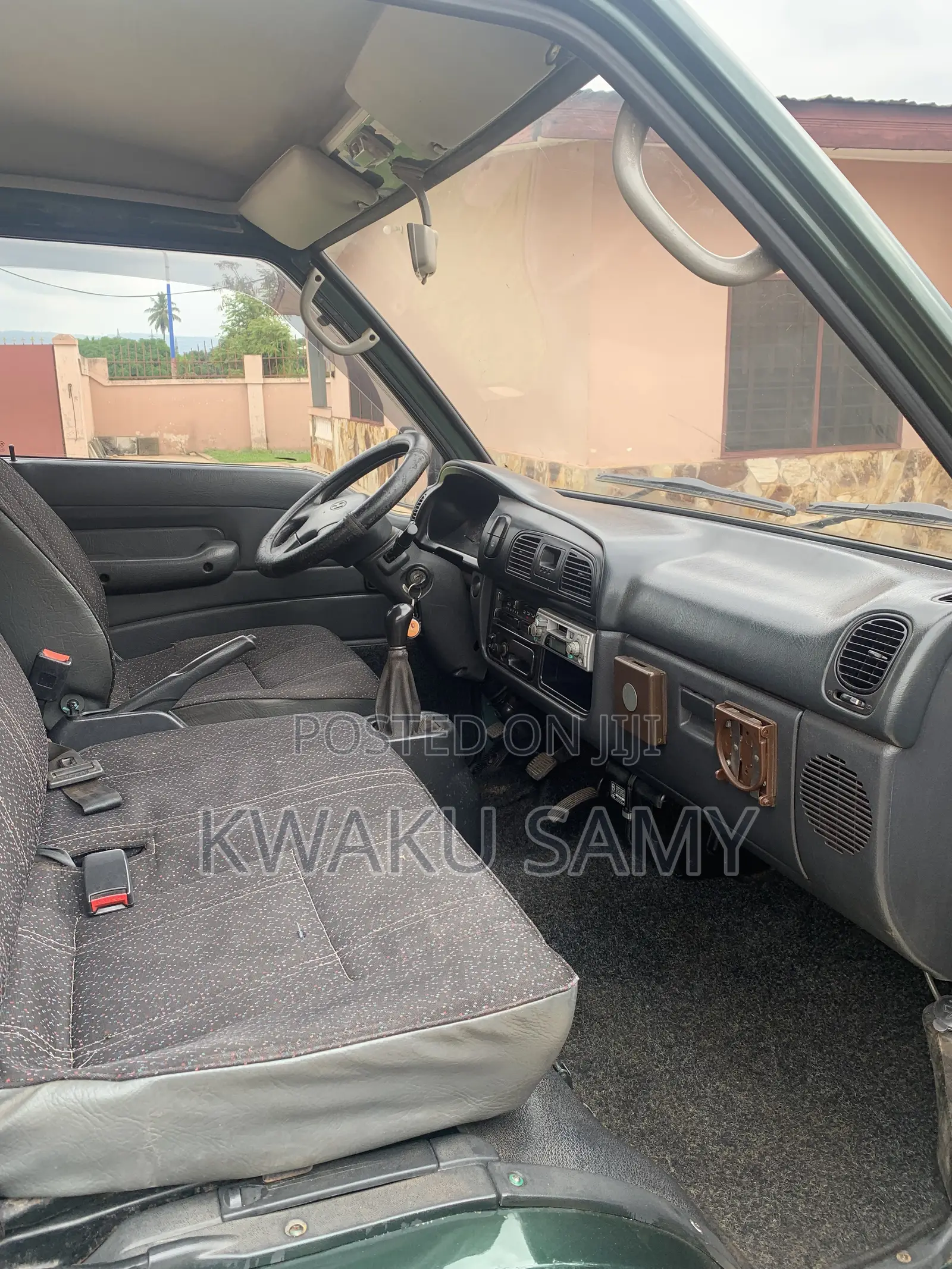 Hyundai H-100 2000 Green