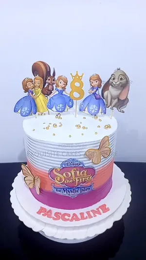 Sofia the First Character Cake